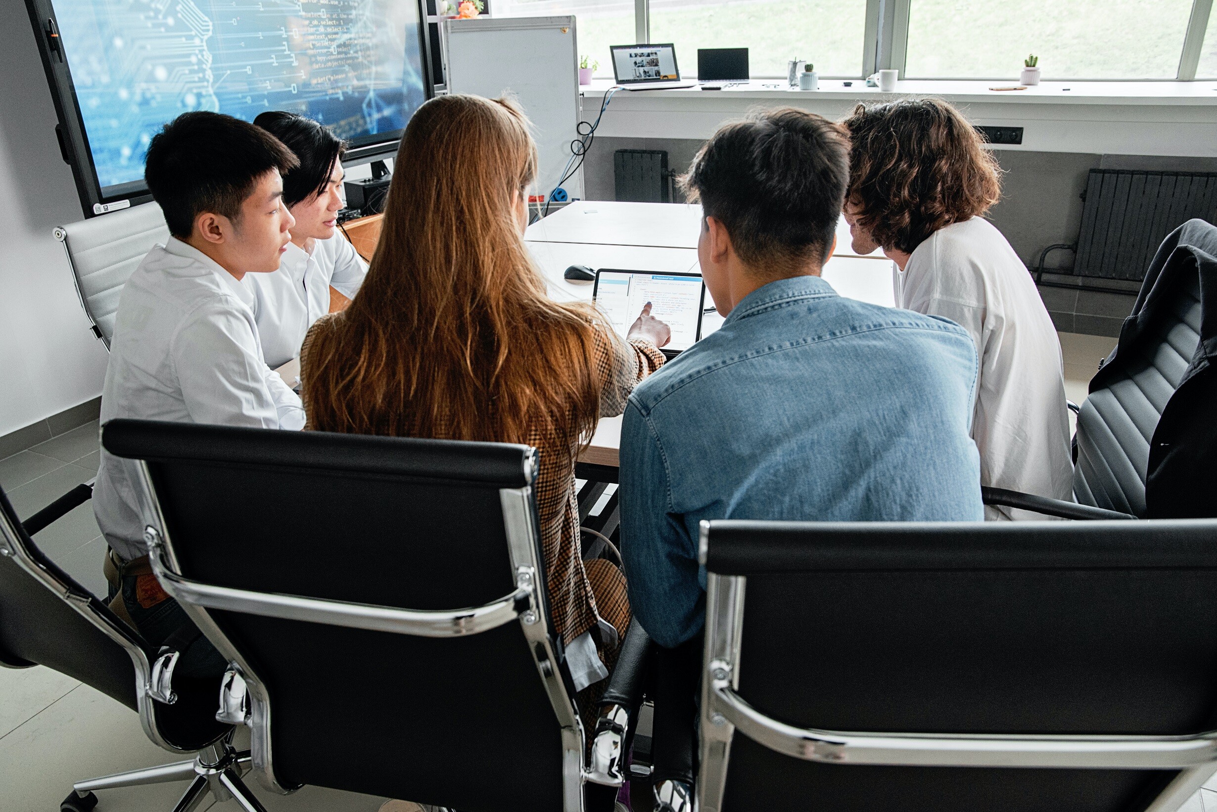 Put Value on the Fast Track with Agile Information Management